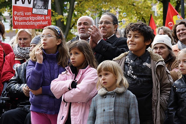 Reactie van buitenparlementair links