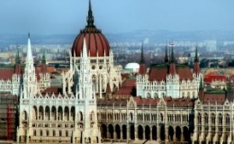 Europese Groenen waarschuwen voor afbraak Hongaarse rechtsstaat en democratie